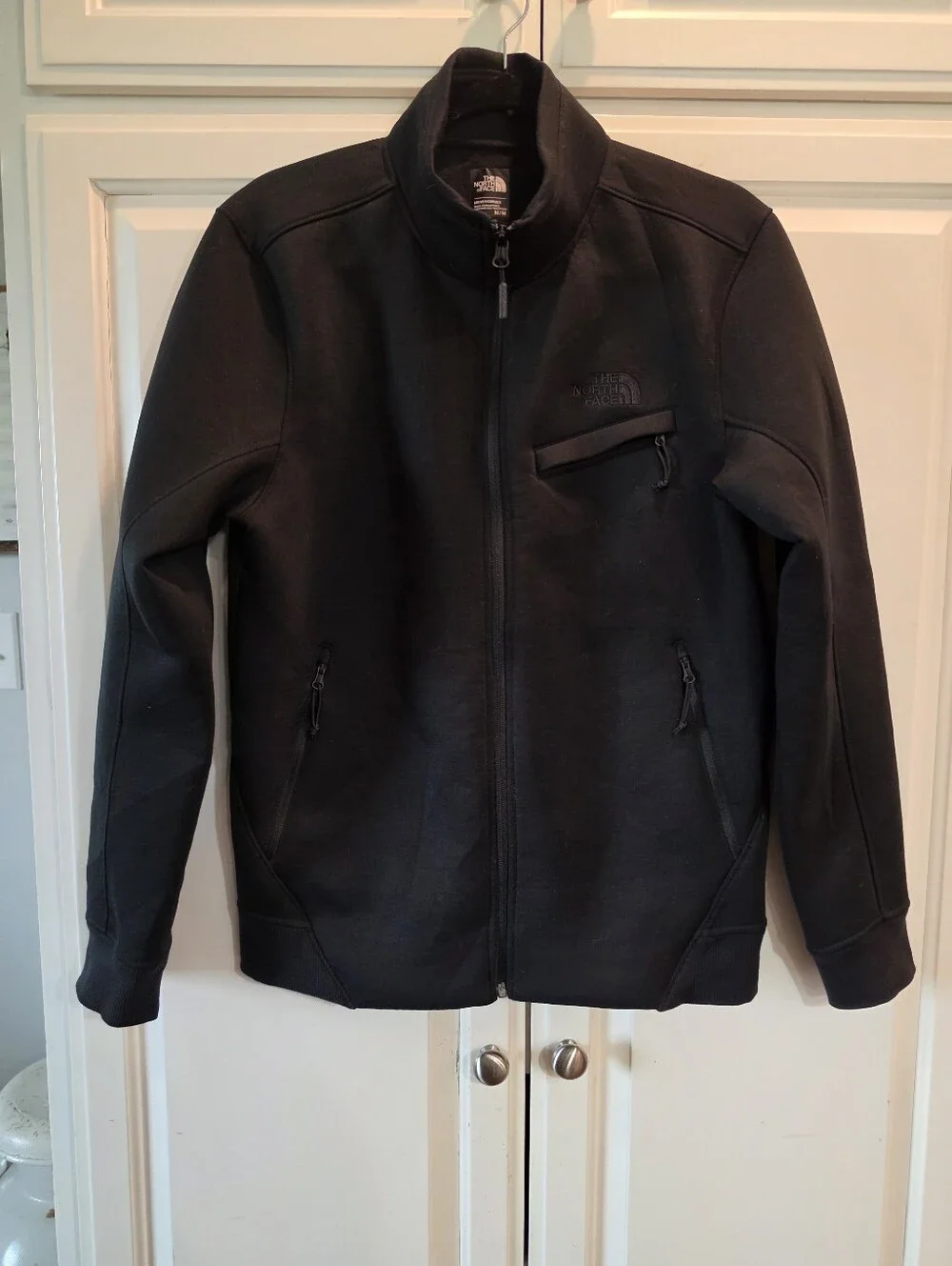 The North Face Black Thermal 3D Zip Jacket Mens Medium